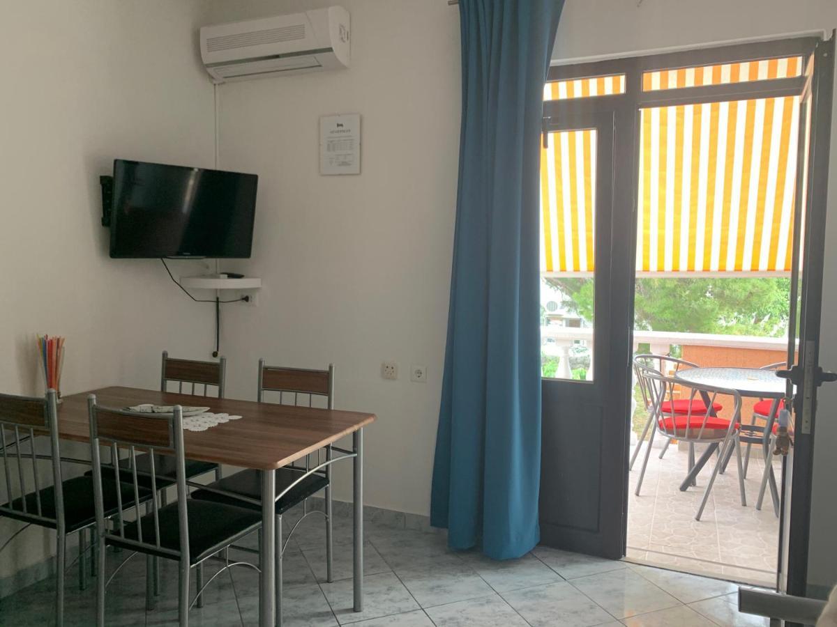 Apartment Spomenka *