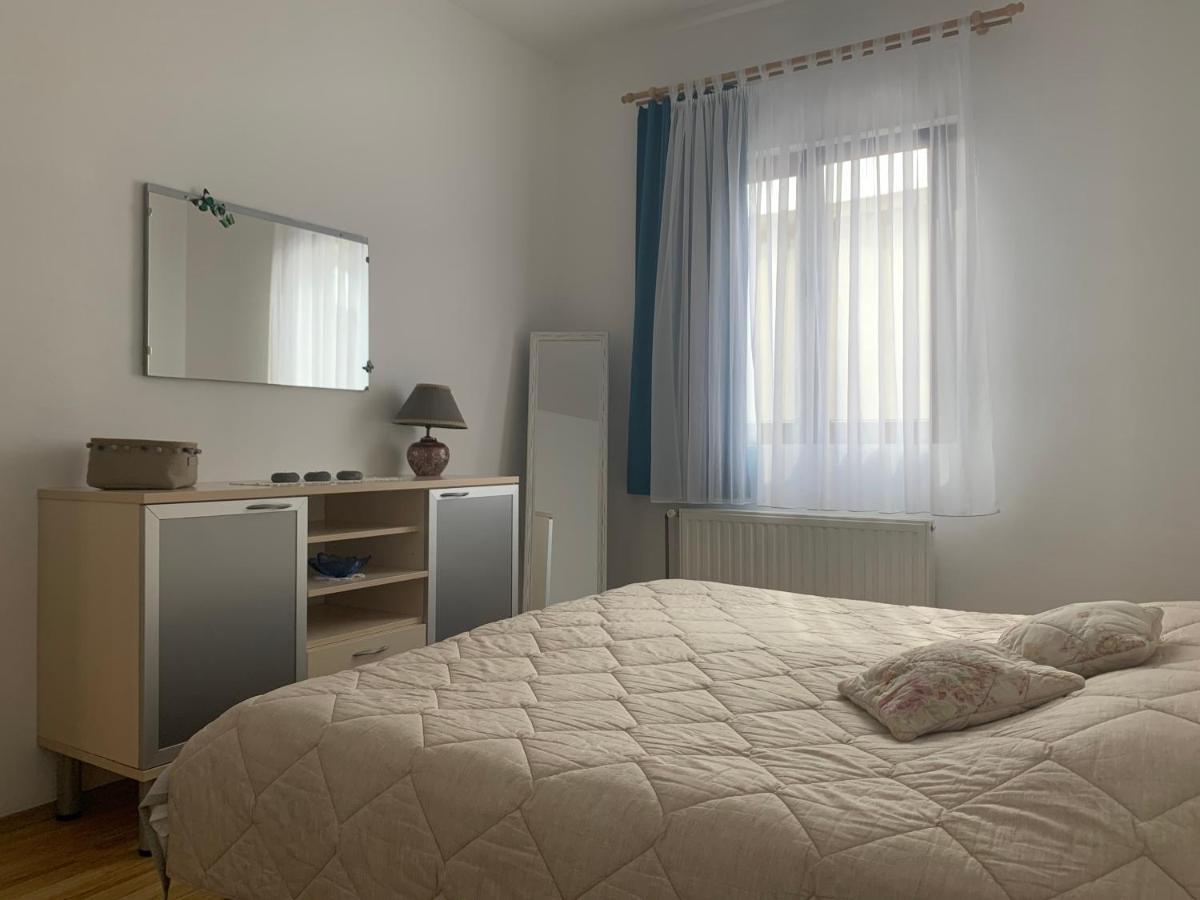Apartment Spomenka