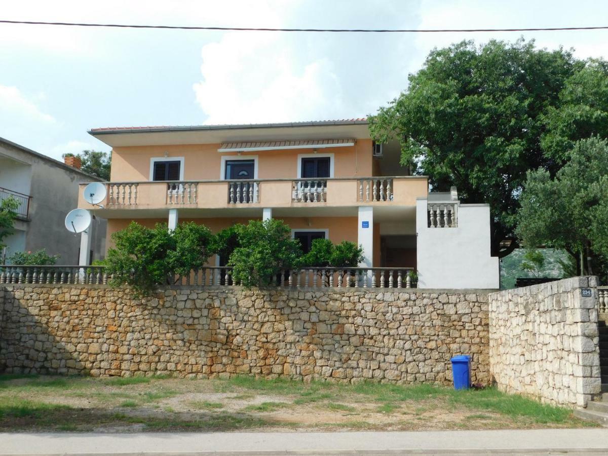 Apartment Spomenka *