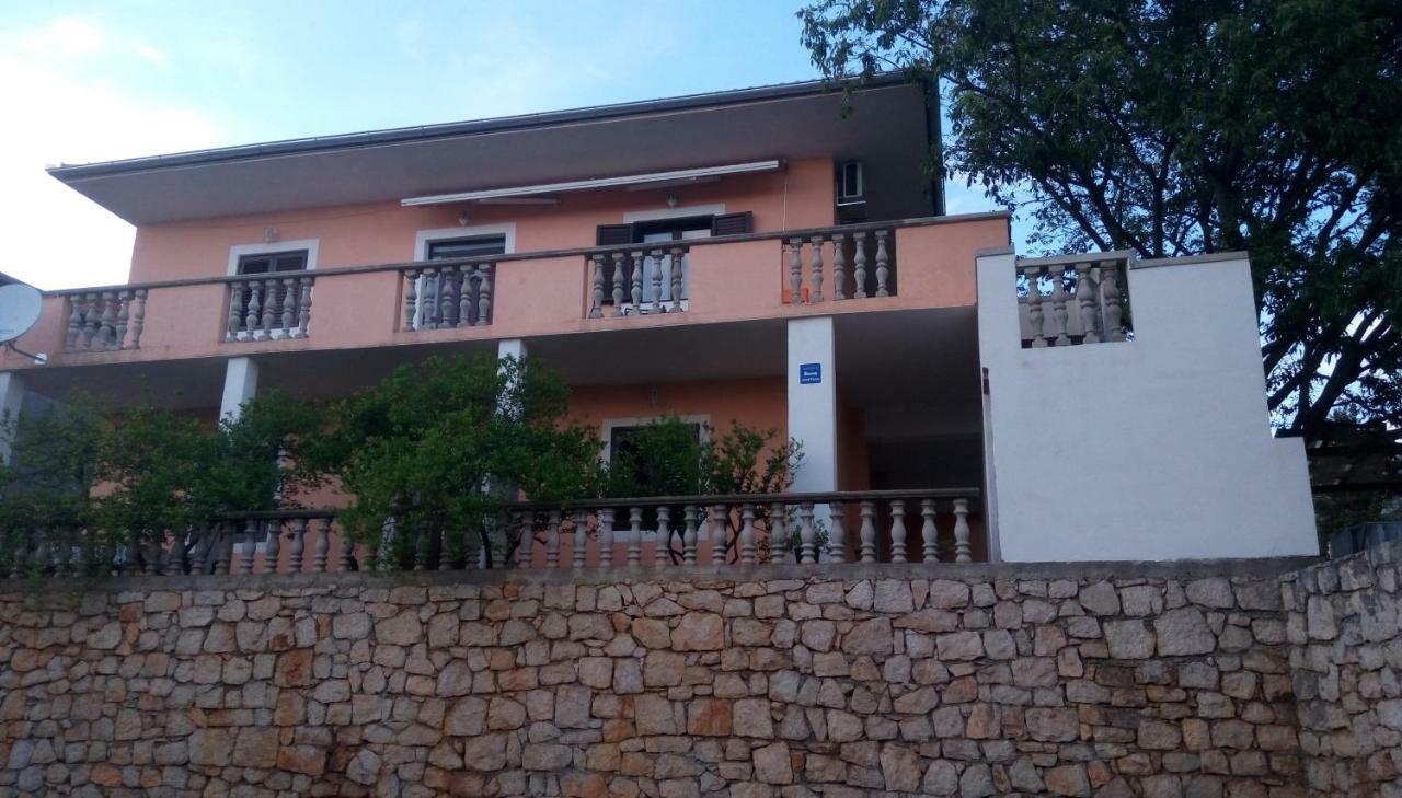Spomenka