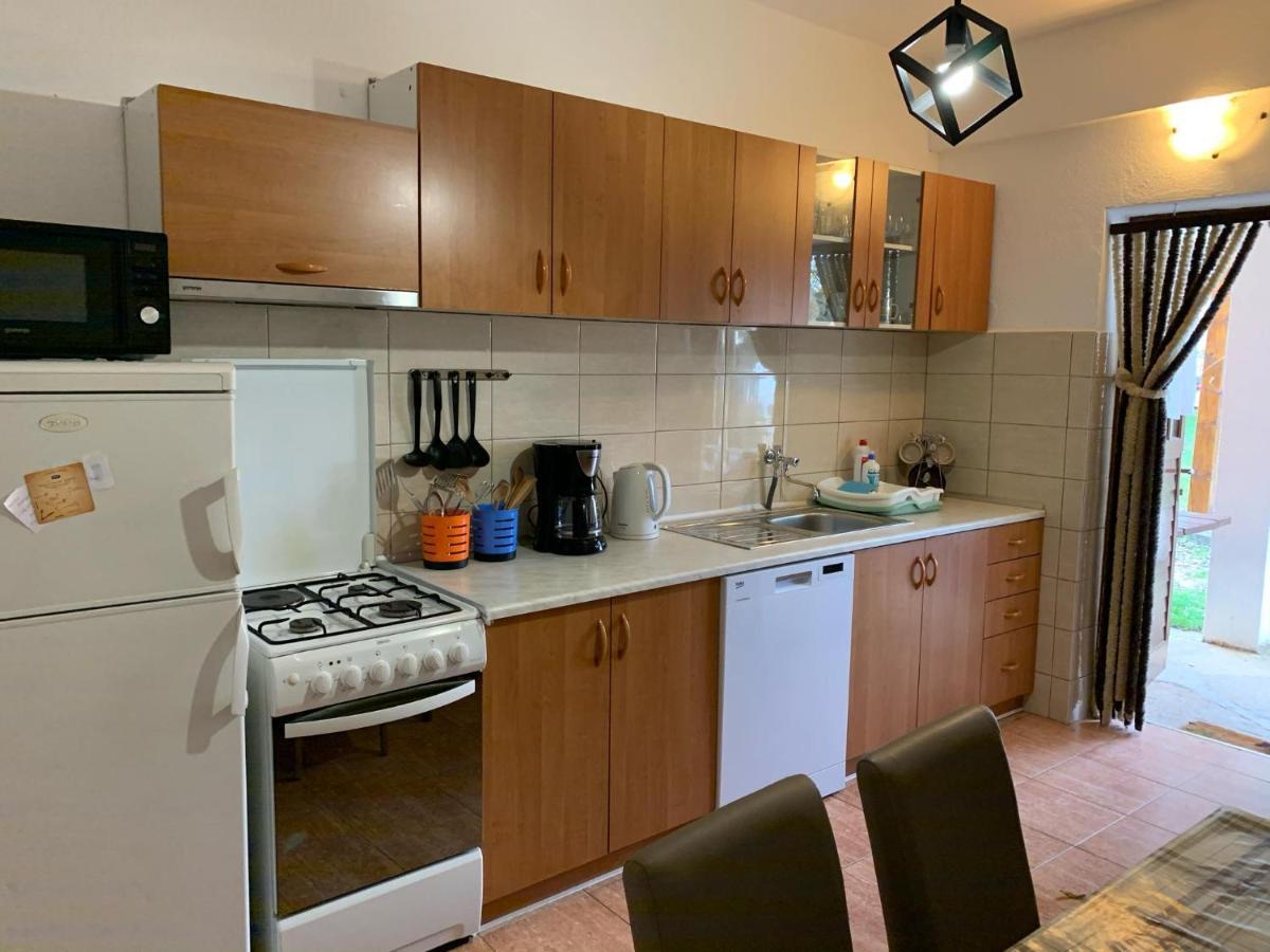 Apartment Spomenka *