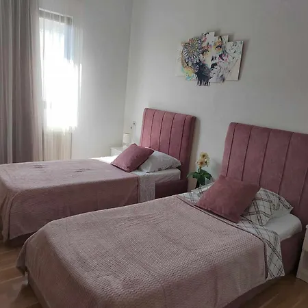 Apartmani Spomenka Seline Exterior photo