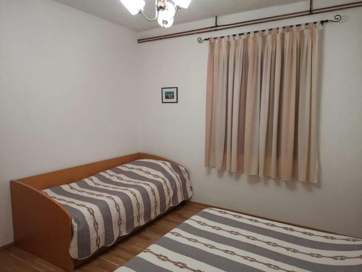 Spomenka Apartman Seline